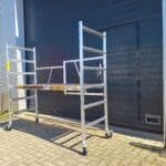 Kamersteiger met platform zonder luik