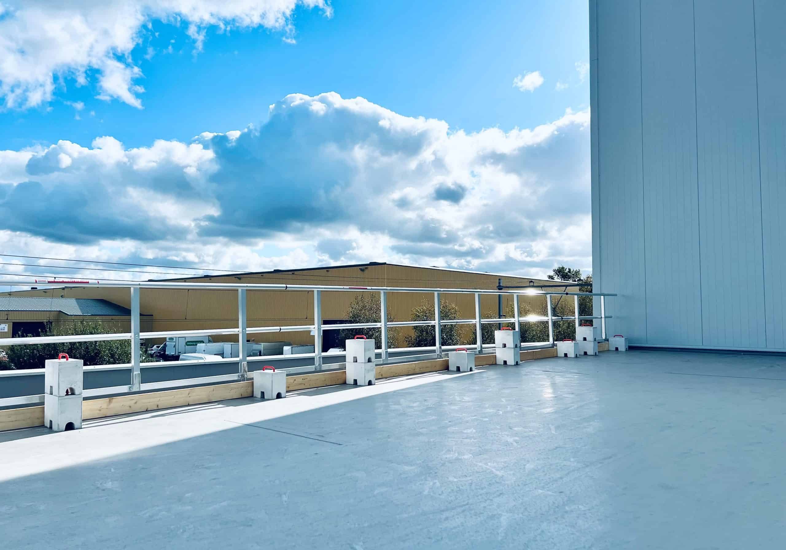 RSS Roof Shelter Plat Dak